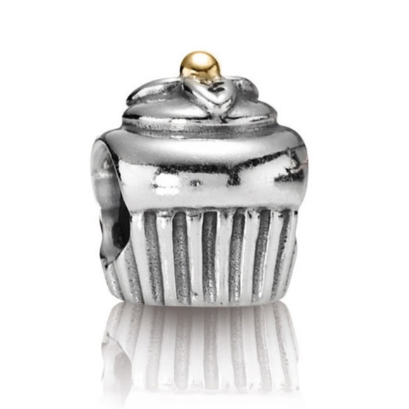 Pandora Cupcake Charm *Retired* - Picture 3 of 9